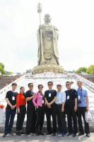 艺术家陈刚生活:徐州文友九华山文化之旅，留影。谢谢书画，诗词，音乐，企业和新【图1】