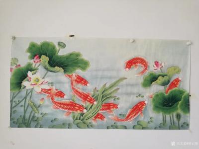 胡记领日记-荷花有四种象征意义。
一是象征清白。荷花花朵艳丽，清香远溢，碧叶翠盖，十分高雅【图2】