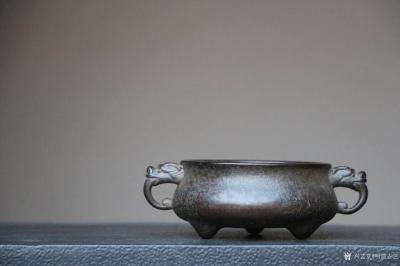 明清古艺收藏-大明宣德五年_龙耳爐 ,14cm 10cm 4.8cm 1090g,
收頸鼓腹【图4】