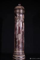 艺术家东方古玩城堡收藏:清代，小叶紫檀雕刻人物故事香筒、此件藏品取料名贵稀少，雕刻纹【图0】