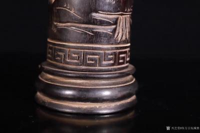 东方古玩城堡收藏-清代，小叶紫檀雕刻人物故事香筒、此件藏品取料名贵稀少，雕刻纹饰精美，器形稀少，褒【图6】