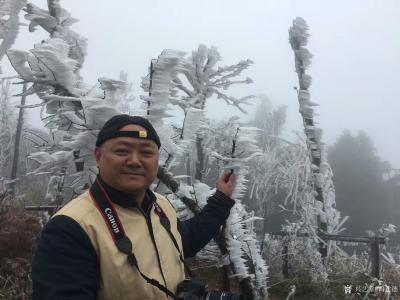 冯建德生活-这是2017年11月20日带领两位师兄弟赴南岳衡山采风写生，不是远方的朋友难得来【图3】