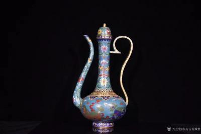 东方古玩城堡收藏-清代“乾隆年制”款 铜胎珐琅彩执壶、精湛满掐丝工艺、狮子戏球纹、满工、局部鎏金、【图1】