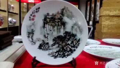 刘应雄日记-刘应雄《潇湘八景》釉下五彩瓷盘与朋友们共同分享，祝大家五一节快乐！【图7】