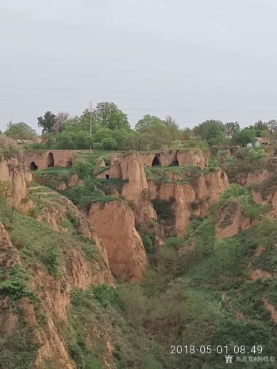 杨牧青日记-五、六千年前的中华文明肇始者一一轩辕黄帝论道之地——西峰小崆峒(位于甘肃省东部黄【图1】