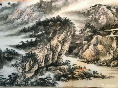 祝汉山日记-国画山水《云雾秀乾坤》雲雾秀乾坤，峰岭万壑真，不为山水动，只因情更深。
祝汉山【图3】