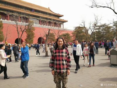 胡宝成生活-在北京首都天安门留影【图2】