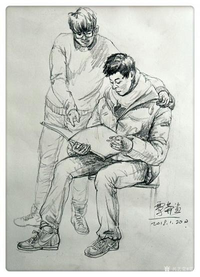 覃莽日记-我的自画像速写赏析
头部为第一主体，手为第二主体，所以要画细一点。衣服和玩具为【图5】