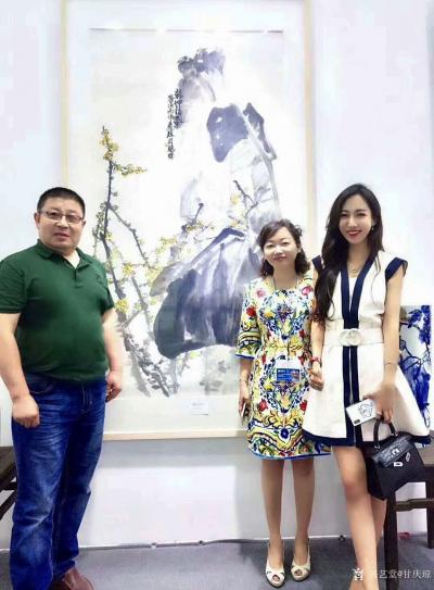 甘庆琼荣誉-深圳《甘庆琼中国画作品展》第三天，迎来人流高峰，观展者、媒体、寻求合作的艺术机构【图1】