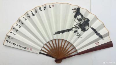 石梦松日记-扇面《吉祥双喜》
背面书:‘’耐得寂寞有清闲，经历苦涩更知甜。此生不求大富贵，【图1】