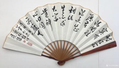 石梦松日记-扇面《吉祥双喜》
背面书:‘’耐得寂寞有清闲，经历苦涩更知甜。此生不求大富贵，【图2】