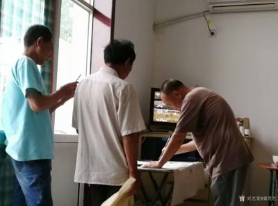 秦发艺生活-在老家，为老家人写字。老家人求字，尤其是本村的，本院的，必须有求必应……必须的…【图1】