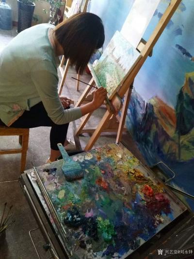 刘永铎日记-小班今天的波洛克流淌艺术，结合音的节奏，感受与激情碰撞后的画面。
专业班明白何【图2】