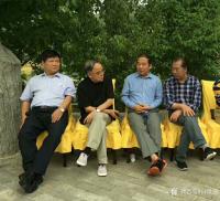 艺术家白世强收藏:今天看望授业老师李杰民，谆谆教诲，受益良多。对，就是中间最潇【图0】