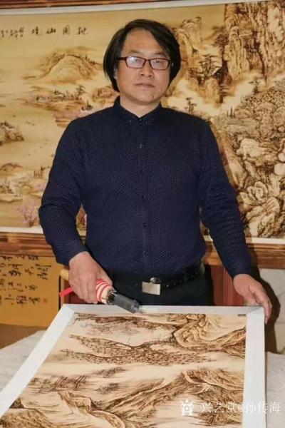 孙传海日记-烙画作品
咬定青山不放松，
立根原在乱岩中。
千锤万击还坚劲，
任尔东西【图2】