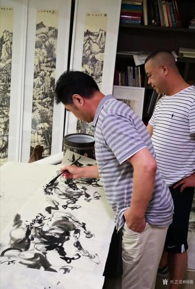 阎敏日记-酒后在朋友的画室里笔墨放纵了一下，如奔马自由驰骋，快意天地，舒爽！【图4】