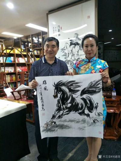 刘建国日记-朝阳区‘’长春德苑”笔会作品《马到成功》，《与你同行》，《雄风》，合影留念。【图6】