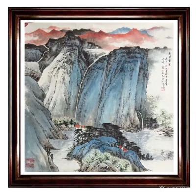 徐建清日记-国画花鸟画《群英图》1幅，山水画斗方《松山云泉》两幅。都说装裱如穿衣，果然是啊！【图5】