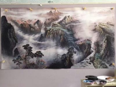 吕双日记-灵感来自空我！文友为新作配诗一首。
“意境，山石磷立云雾间，溪流飞驰下九天。苍【图1】