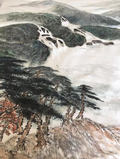 叶仲桥日记-这张《大地生辉》的大画，是由一位本土企业家订制的大画（装裱后4米88*2米68）【图1】