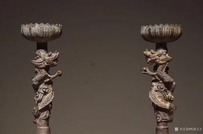 明清古艺收藏-古藏品——龙灯
尺寸直径7cm，高23cm
材质：铜，工艺精细，皮克老辣，双【图3】