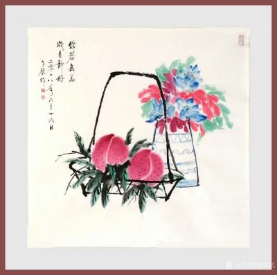 秦发艺日记-你若无恙，
岁月静好。
寿桃表示祝福。瓶，喻宝瓶，谐音平，表示平安，保平安。【图1】