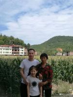 艺术家陈培泼日记:小诗一首《给母亲》
～陈培泼～
父亲走了
母亲失去了吵【图0】