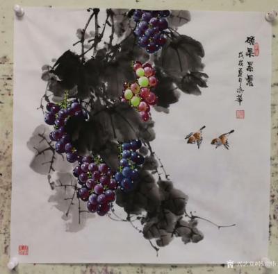 韩宗华日记-天热吃水果最爽，鲜艳欲滴又大又红的葡萄，尽情品尝。国画《农家情趣》，《硕果飘香》【图2】