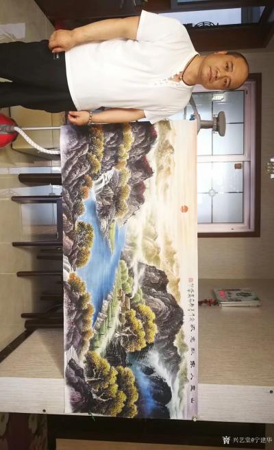 宁建华日记-刚完成的彩墨山水《山里人家秋意浓》，尺寸80*180cm，送给老师们欣赏指导[握【图1】