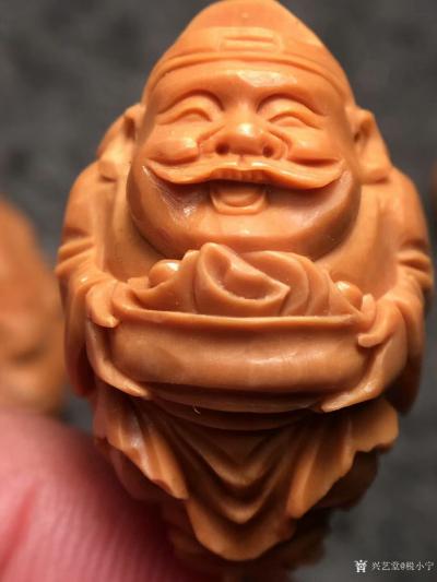 税小宁收藏-巜八大财神》八方来财，尺寸1.8*2.7左右，雕工到位，核质颜色纯正，无补无漏没【图6】