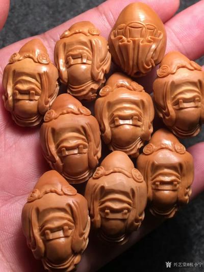 税小宁收藏-巜八大财神》八方来财，尺寸1.8*2.7左右，雕工到位，核质颜色纯正，无补无漏没【图8】