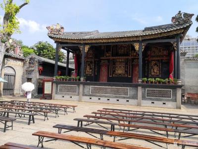 阎敏收藏-7月12日宝安区文联赴佛山文联，进行交流学习座谈会，我的作品国画《八骏图》在交流【图4】