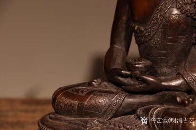 明清古艺收藏-释迦摩尼•佛
尺寸:高21厘米  材质：紫铜
包浆温润，开脸端庄，做工精致 【图5】