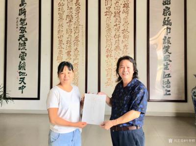 叶仲桥收藏-7月27日到翁源县参观“刘国玉美术馆”，并获赠刘国玉作品集，非常感谢馆长助理的热【图2】