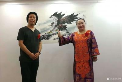 袁峰日记-本人作品《志在千里》国画雄鹰，尺寸四尺68*138cm，……与刚果卡萨伊部落女王【图2】