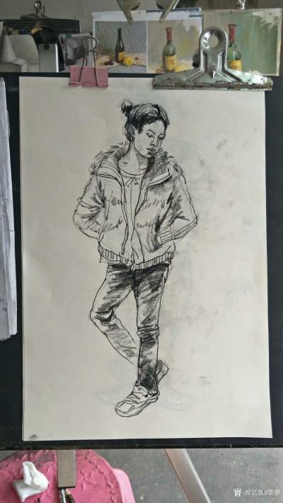 覃莽日记-课堂示范，速写作品《穿夹克的女人》，两幅，分享以留存【图1】