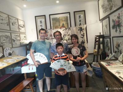 徐如茂生活-有扇，友善，画扇，古城汉张候祠徐如茂书画工作室将友善送至千家万户【图6】