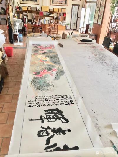 叶仲桥日记-别人搬砖我搬画，昨晚市美协顾问邓永泉、云浮画院院长李国聪等一众书画同行到我画室品【图1】