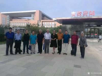 刘永新收藏-8月28日，我们龙收书画馆一行12人，应邀参加了伊通滿族自治县成立三十周年暨秀绿【图2】