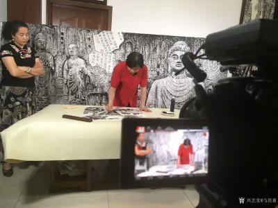 马培童日记-人民日报社采访，拍摄纪录片 。
 《袭古创今》传承和创新纪录片采访提纲
看到【图1】