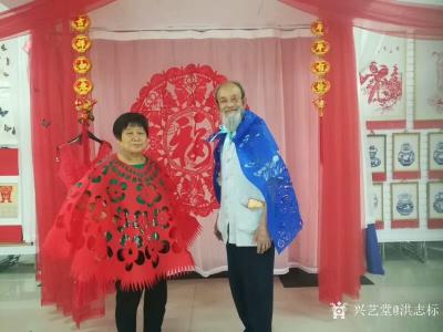 洪志标生活-昨天下午3点半我乘班车到达上海世界非遗文化城,受到中国剪纸博物馆执行副主任尤彩俠【图6】