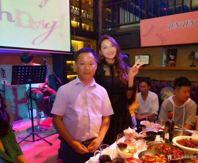 孙通成生活-2018年9月12日应好朋友（世界超级模特冠军获得者及演员）（金金）约请在北京朝【图2】