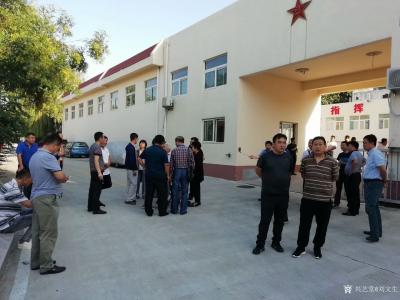 刘文生生活-我们一百多名战友一起到我们曾经当兵的单位参观，为了祖国的需要我们从全国各地走到了【图5】