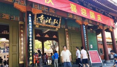 肖业炎日记-正在创作深圳古村丶古城百米工笔界画长卷。(图为深圳弘法寺)，分享给大家品评【图8】