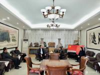 艺术家叶仲桥生活:国画《玉堂富贵》被张万年夫人收藏。
今天（10月26日）上【图3】