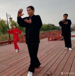 尚建国生活-老太太挎剑未必就是俠客，我摆弄武姿其实也不懂拳脚！阿弥陀佛！【图5】