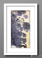 艺术家石广生日记:国画花鸟画《笑翠鸟和蓝花楹》，题诗文曰：“东风漫紫雪，鸟来花【图0】