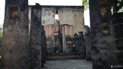 阎敏收藏-《观泰国神庙坐佛有感》泰国一日游——穿越时空之门：素可泰的马哈太神庙，古朴、厚重【图4】