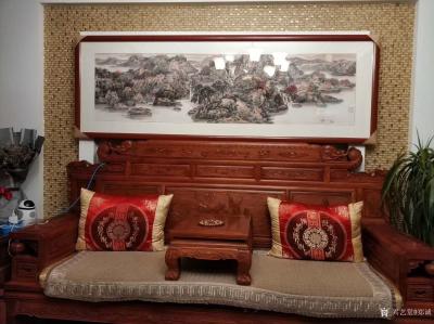 郑诚收藏-我的结缘国画作品，客户装裱上墙以后返图，有山水画花鸟画，其中竟然有客户及作品合影【图1】