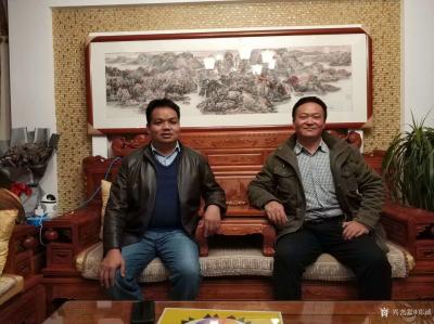 郑诚收藏-我的结缘国画作品，客户装裱上墙以后返图，有山水画花鸟画，其中竟然有客户及作品合影【图4】